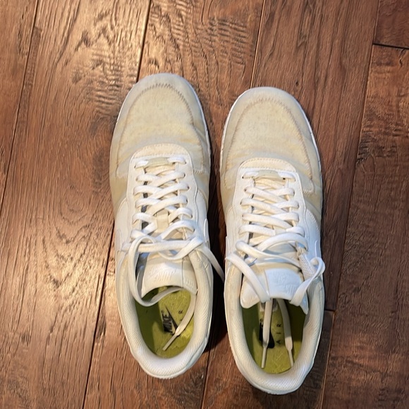 Nike Air Force - Picture 2 of 3